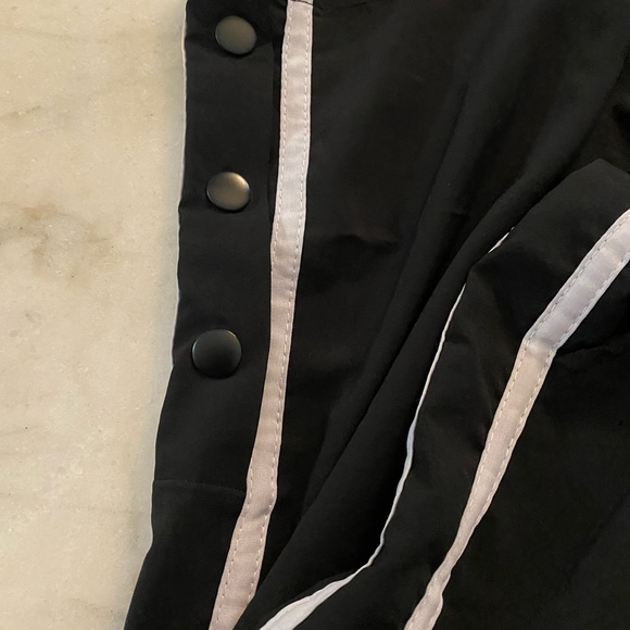 C&C California Rainbow Waist Joggers small - Picture 6 of 11